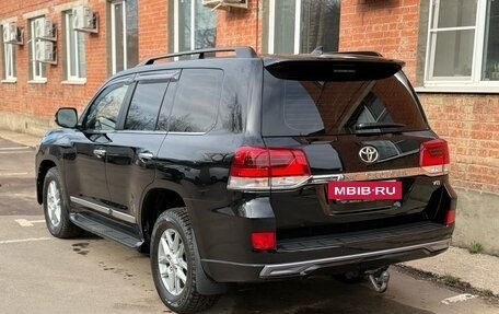 Toyota Land Cruiser 200, 2015 год, 5 250 000 рублей, 3 фотография