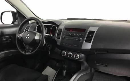 Mitsubishi Outlander III рестайлинг 3, 2008 год, 890 000 рублей, 19 фотография