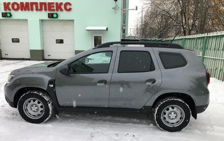 Renault Duster, 2021 год, 2 300 000 рублей, 3 фотография