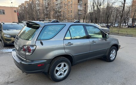 Lexus RX IV рестайлинг, 2001 год, 1 090 000 рублей, 6 фотография