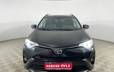 Toyota RAV4, 2018 год, 2 130 000 рублей, 2 фотография