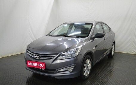 Hyundai Solaris II рестайлинг, 2016 год, 909 000 рублей, 1 фотография