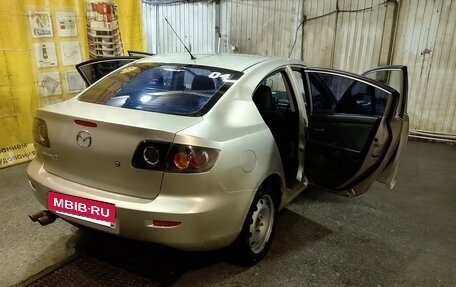 Mazda 3, 2006 год, 570 000 рублей, 2 фотография
