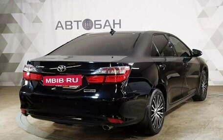 Toyota Camry, 2018 год, 2 645 000 рублей, 3 фотография