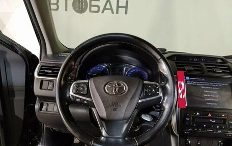 Toyota Camry, 2018 год, 2 645 000 рублей, 15 фотография