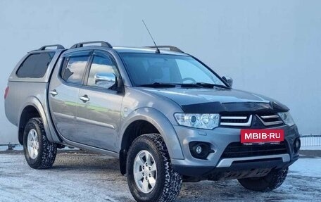 Mitsubishi L200 IV рестайлинг, 2013 год, 1 500 000 рублей, 3 фотография