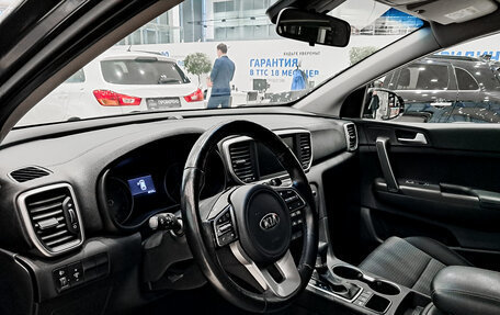 KIA Sportage IV рестайлинг, 2020 год, 2 290 000 рублей, 16 фотография