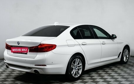 BMW 5 серия, 2019 год, 2 894 000 рублей, 5 фотография