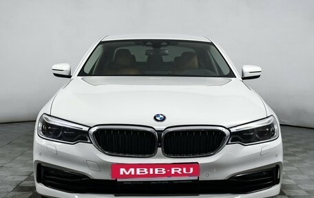 BMW 5 серия, 2019 год, 2 894 000 рублей, 2 фотография