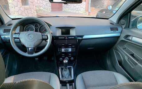 Opel Astra H, 2010 год, 670 000 рублей, 10 фотография