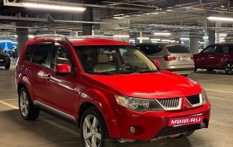 Mitsubishi Outlander III рестайлинг 3, 2007 год, 777 000 рублей, 2 фотография