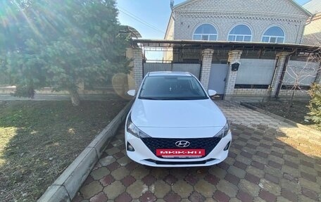 Hyundai Solaris II рестайлинг, 2021 год, 1 450 000 рублей, 18 фотография