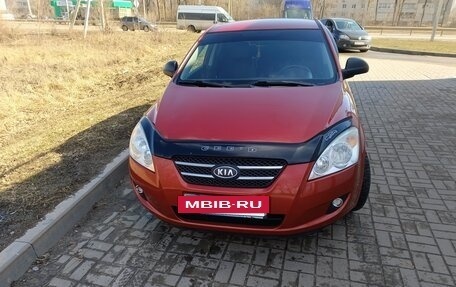 KIA cee'd I рестайлинг, 2009 год, 664 000 рублей, 4 фотография