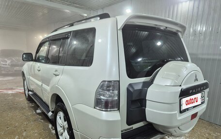 Mitsubishi Pajero IV, 2013 год, 2 650 000 рублей, 8 фотография