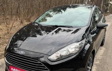 Ford Fiesta, 2016 год, 1 080 000 рублей, 4 фотография