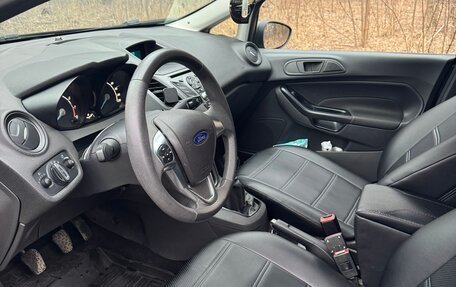 Ford Fiesta, 2016 год, 1 080 000 рублей, 9 фотография