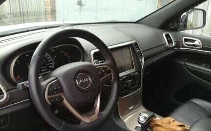Jeep Grand Cherokee, 2014 год, 2 600 000 рублей, 2 фотография