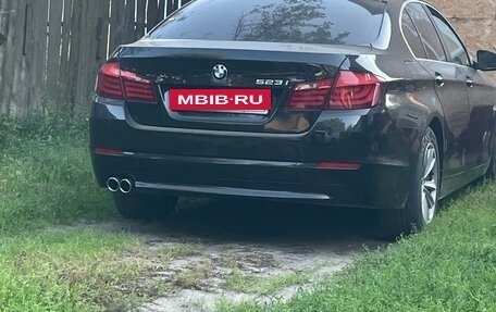 BMW 5 серия, 2010 год, 1 650 000 рублей, 5 фотография