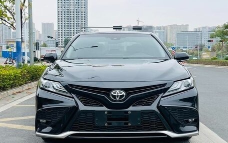 Toyota Camry, 2022 год, 2 420 442 рублей, 2 фотография