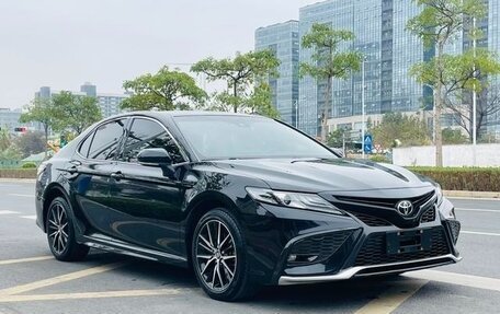 Toyota Camry, 2022 год, 2 420 442 рублей, 3 фотография