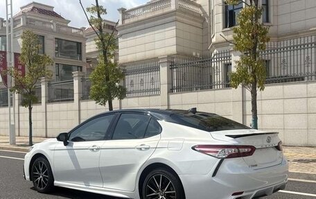 Toyota Camry, 2022 год, 2 140 442 рублей, 6 фотография
