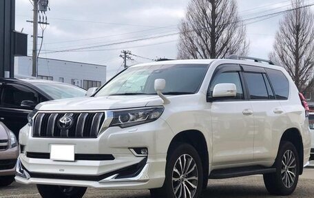 Toyota Land Cruiser Prado 150 рестайлинг 2, 2022 год, 5 700 272 рублей, 3 фотография