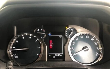 Toyota Land Cruiser Prado 150 рестайлинг 2, 2022 год, 5 700 272 рублей, 9 фотография