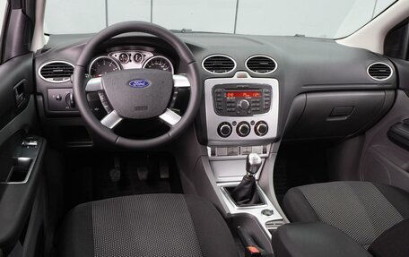 Ford Focus II рестайлинг, 2010 год, 849 000 рублей, 6 фотография