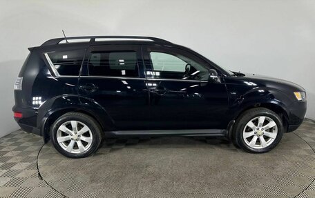 Mitsubishi Outlander III рестайлинг 3, 2011 год, 1 450 000 рублей, 4 фотография