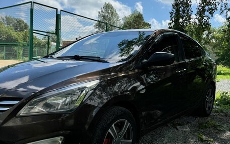 Hyundai Solaris II рестайлинг, 2016 год, 1 000 000 рублей, 2 фотография