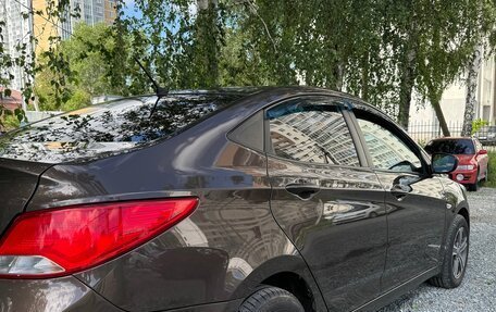 Hyundai Solaris II рестайлинг, 2016 год, 1 000 000 рублей, 6 фотография