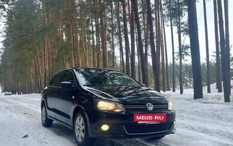 Volkswagen Polo VI (EU Market), 2013 год, 769 000 рублей, 2 фотография