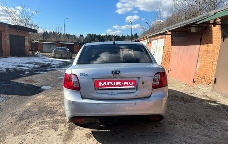 KIA Rio II, 2011 год, 600 000 рублей, 3 фотография