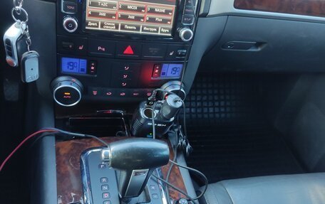 Volkswagen Touareg III, 2008 год, 1 250 000 рублей, 19 фотография
