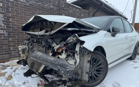 Toyota Camry, 2020 год, 2 300 000 рублей, 7 фотография