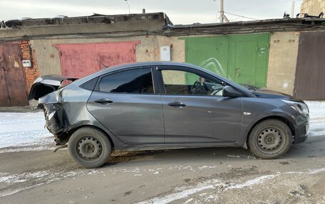Hyundai Solaris II рестайлинг, 2015 год, 340 000 рублей, 3 фотография