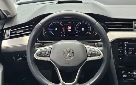 Volkswagen Passat B8 рестайлинг, 2022 год, 2 288 000 рублей, 11 фотография