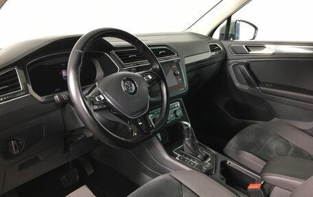 Volkswagen Tiguan II, 2017 год, 2 860 000 рублей, 14 фотография