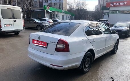 Skoda Octavia, 2012 год, 700 000 рублей, 2 фотография