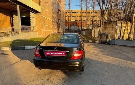 Mercedes-Benz C-Класс, 2011 год, 2 300 000 рублей, 2 фотография