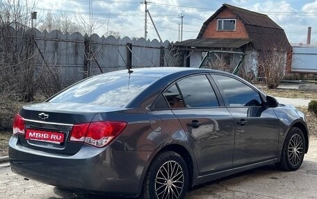 Chevrolet Cruze II, 2011 год, 750 000 рублей, 5 фотография