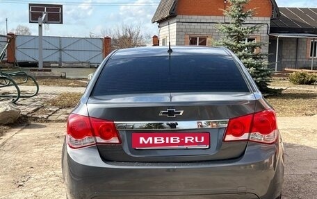 Chevrolet Cruze II, 2011 год, 750 000 рублей, 4 фотография