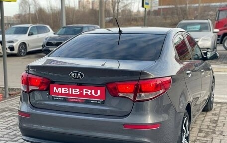 KIA Rio III рестайлинг, 2015 год, 990 000 рублей, 5 фотография