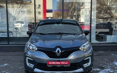 Renault Kaptur I рестайлинг, 2020 год, 2 100 000 рублей, 2 фотография