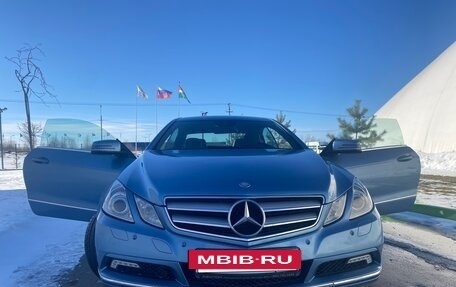 Mercedes-Benz E-Класс, 2010 год, 1 790 000 рублей, 2 фотография