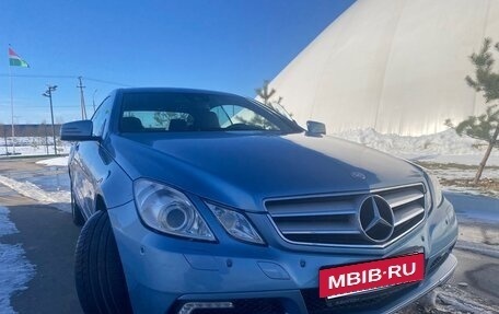 Mercedes-Benz E-Класс, 2010 год, 1 790 000 рублей, 3 фотография