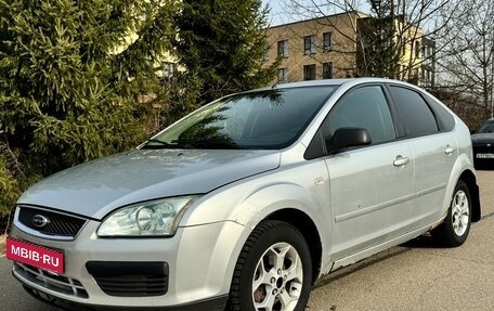 Ford Focus II рестайлинг, 2006 год, 305 999 рублей, 1 фотография