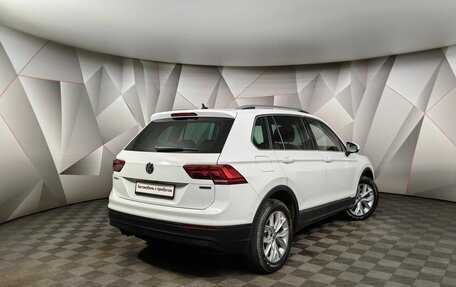 Volkswagen Tiguan II, 2020 год, 2 795 000 рублей, 2 фотография