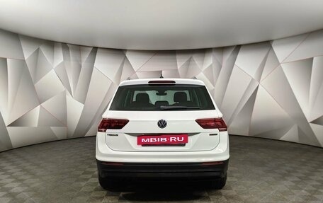 Volkswagen Tiguan II, 2020 год, 2 795 000 рублей, 8 фотография