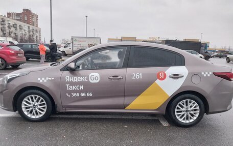 KIA Rio IV, 2021 год, 1 350 000 рублей, 3 фотография